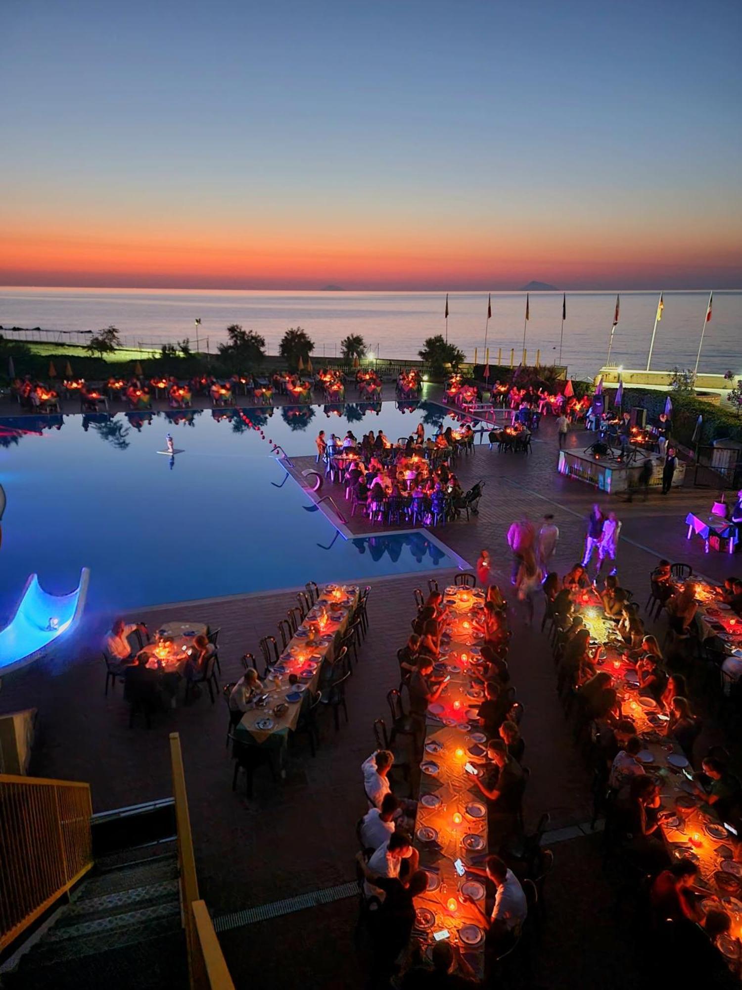 Villaggio Hotel Club Calanovellamare Piraino Esterno foto